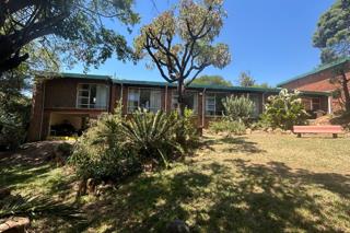 4 Bedroom Property for Sale in South Crest Gauteng
