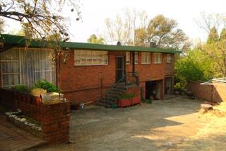 4 Bedroom Property for Sale in South Crest Gauteng