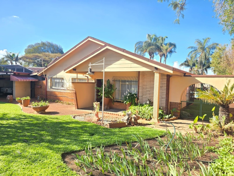 3 Bedroom Property for Sale in Sinoville Gauteng