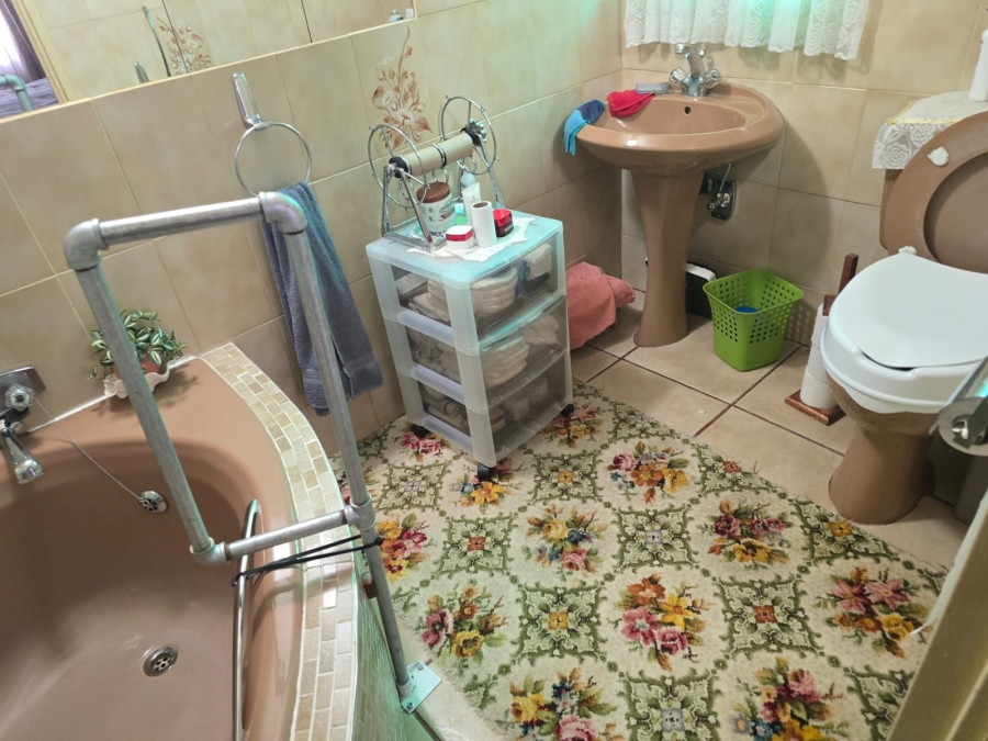 3 Bedroom Property for Sale in Sinoville Gauteng