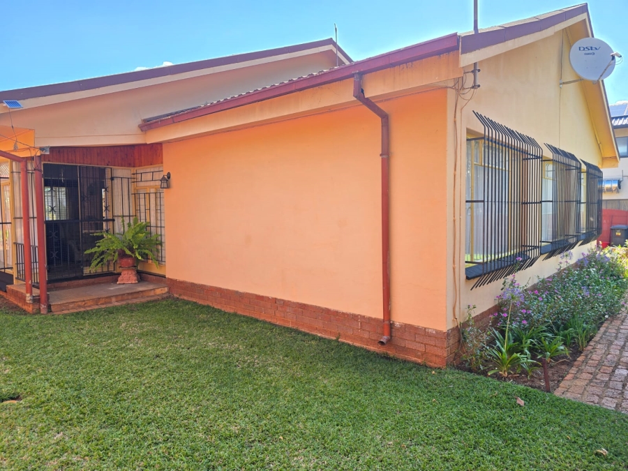 3 Bedroom Property for Sale in Sinoville Gauteng