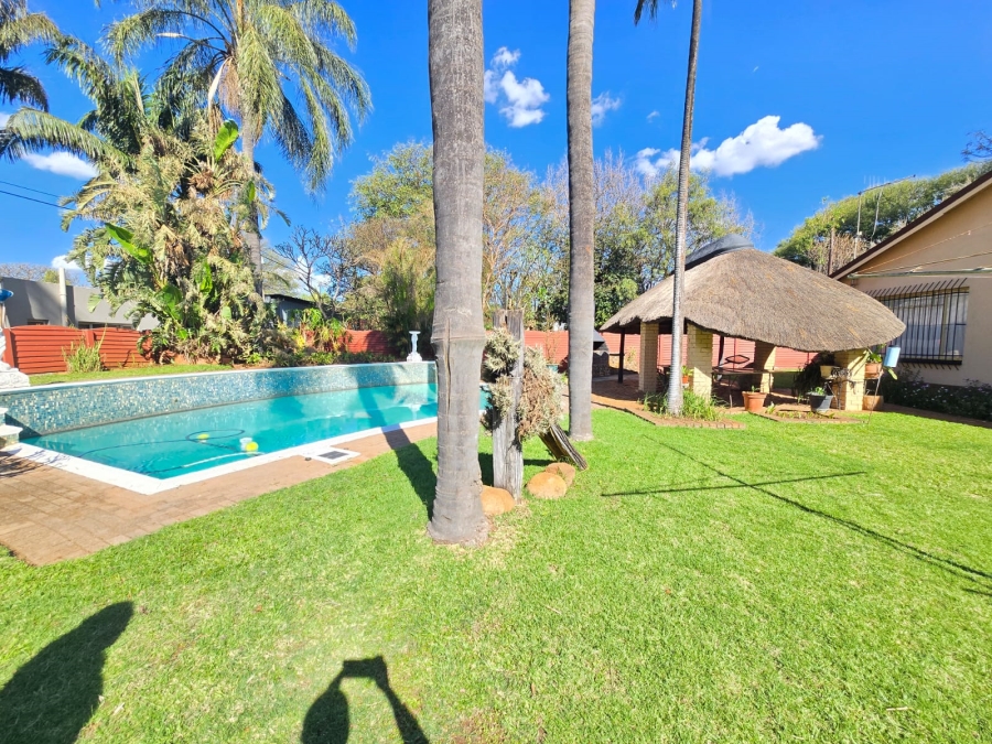 3 Bedroom Property for Sale in Sinoville Gauteng