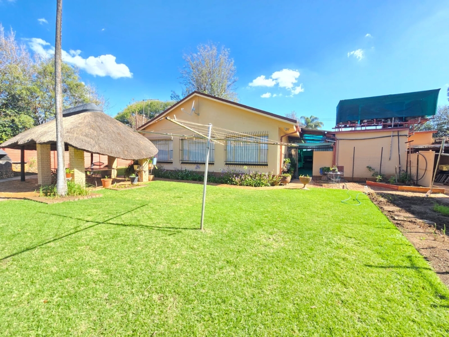 3 Bedroom Property for Sale in Sinoville Gauteng