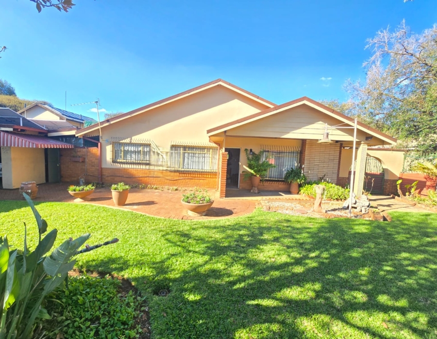 3 Bedroom Property for Sale in Sinoville Gauteng