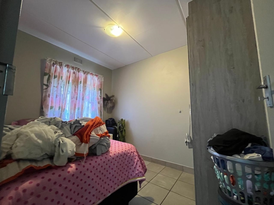 2 Bedroom Property for Sale in Montana Tuine Gauteng