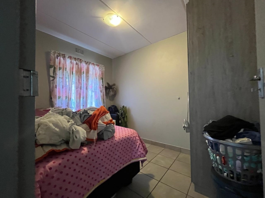 2 Bedroom Property for Sale in Montana Tuine Gauteng