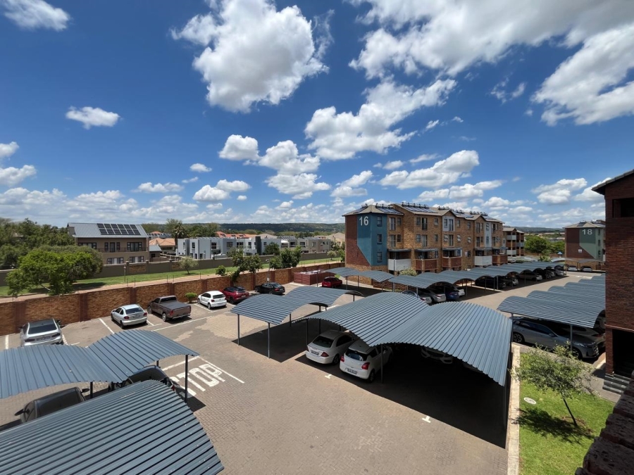 2 Bedroom Property for Sale in Montana Tuine Gauteng