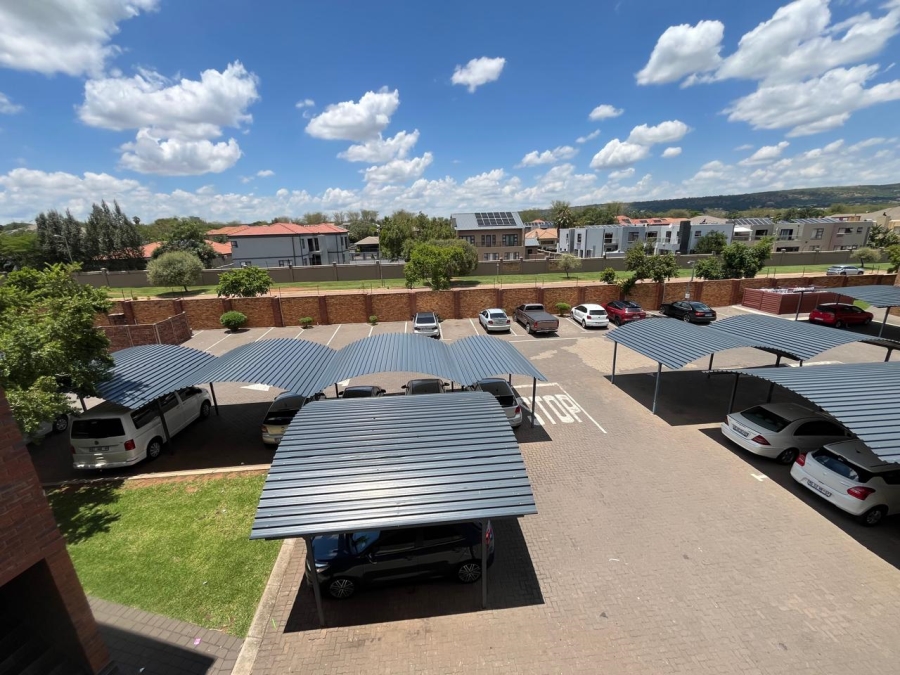 2 Bedroom Property for Sale in Montana Tuine Gauteng