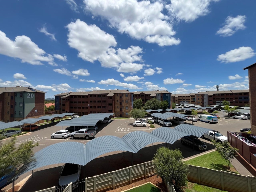 2 Bedroom Property for Sale in Montana Tuine Gauteng