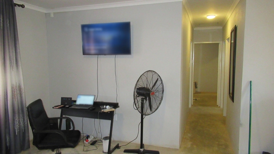 3 Bedroom Property for Sale in Crystal Park Gauteng