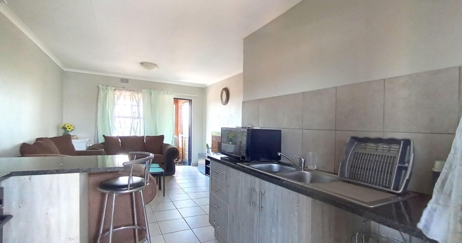 2 Bedroom Property for Sale in Montana Tuine Gauteng