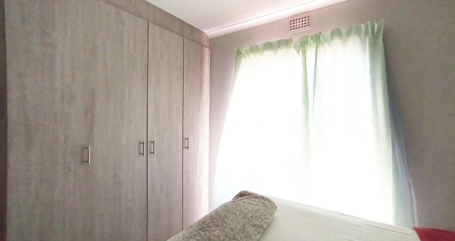 2 Bedroom Property for Sale in Montana Tuine Gauteng