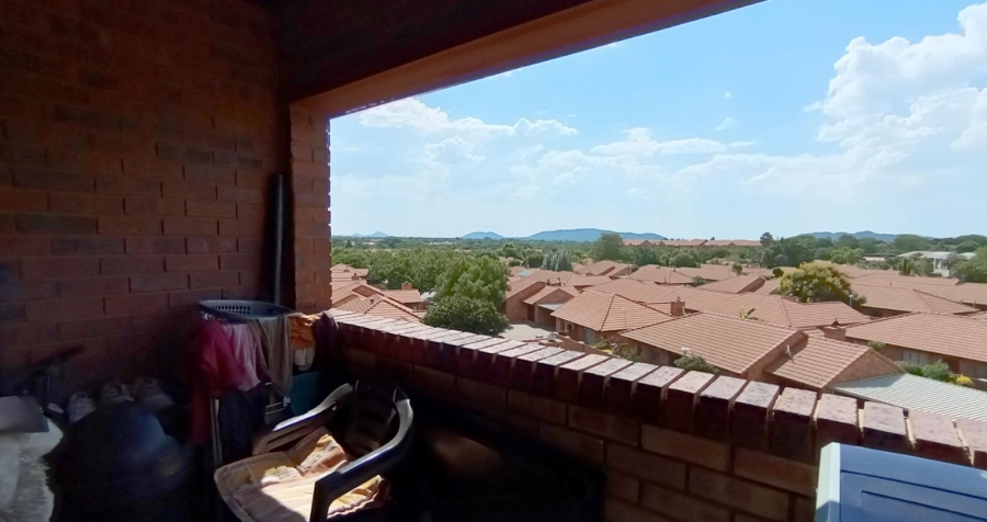 2 Bedroom Property for Sale in Montana Tuine Gauteng