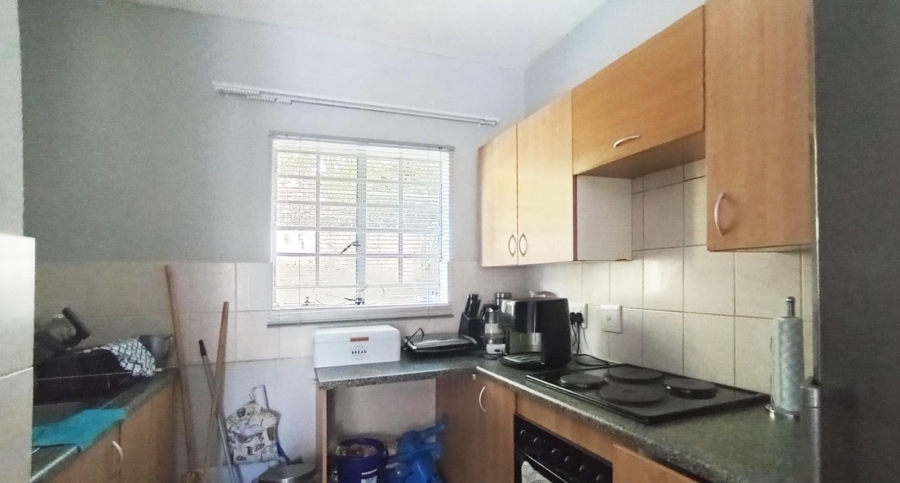 2 Bedroom Property for Sale in La Montagne Gauteng