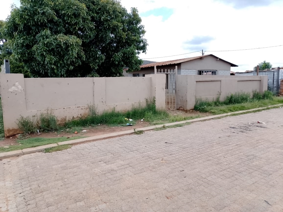2 Bedroom Property for Sale in Mamelodi East Gauteng
