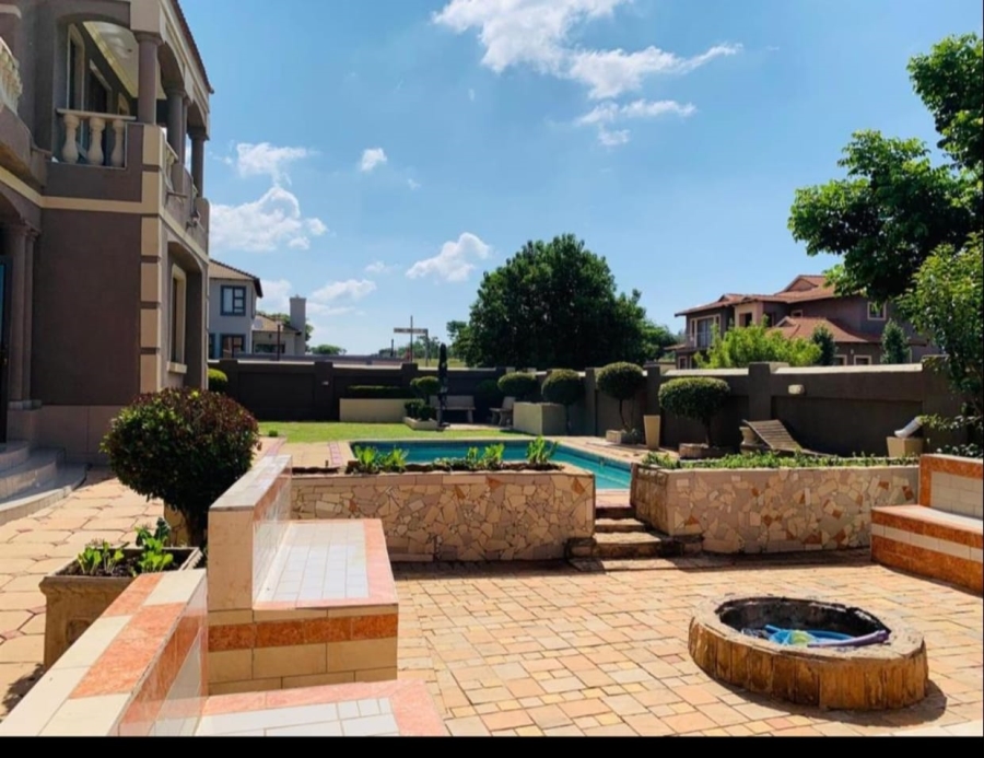 5 Bedroom Property for Sale in Magaliesberg Country Estate Gauteng