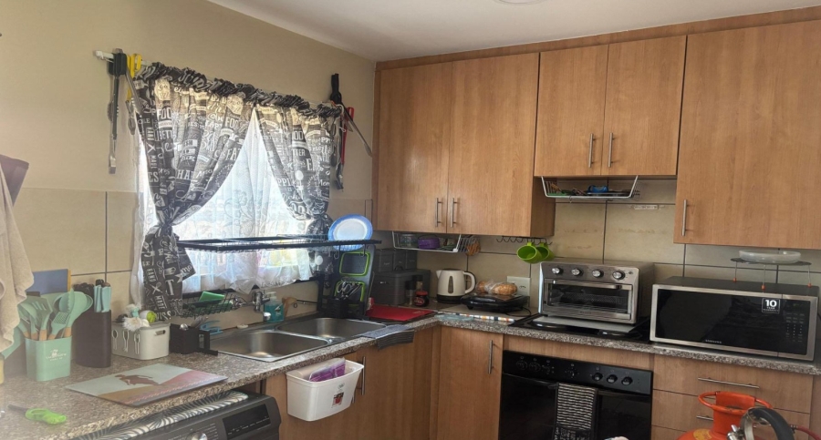 3 Bedroom Property for Sale in Annlin Gauteng