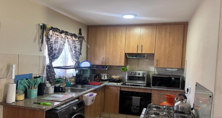 3 Bedroom Property for Sale in Annlin Gauteng