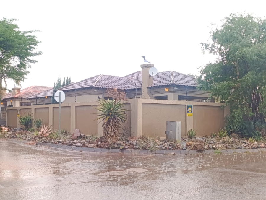 3 Bedroom Property for Sale in Doornpoort Gauteng