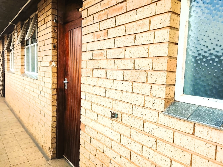 2 Bedroom Property for Sale in Sunnyside Gauteng