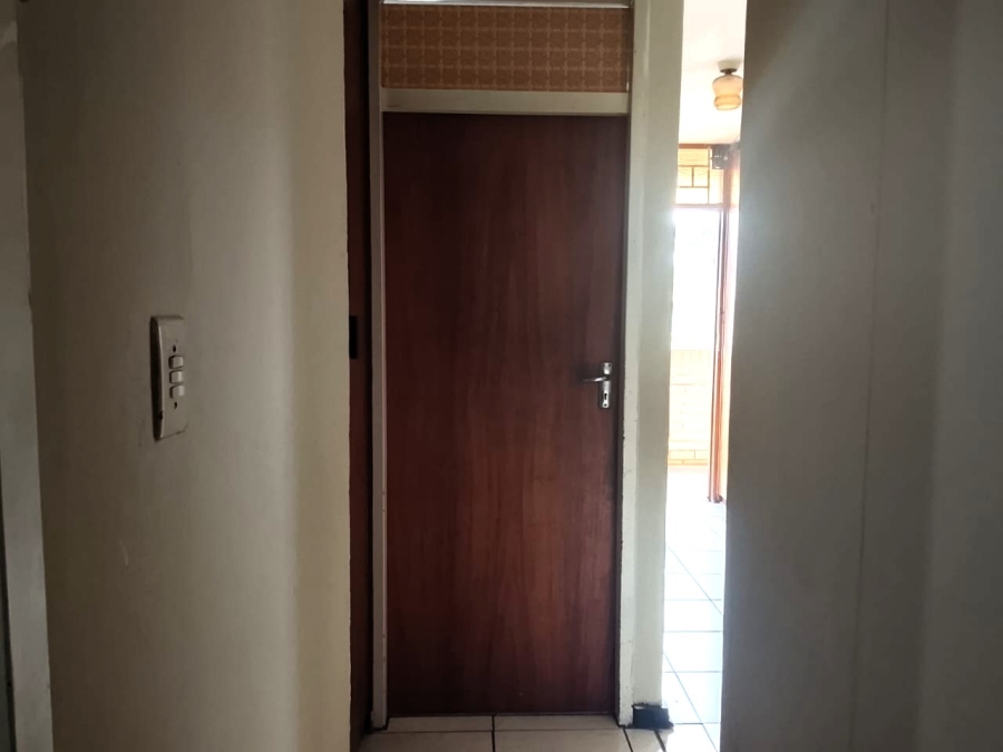 2 Bedroom Property for Sale in Sunnyside Gauteng