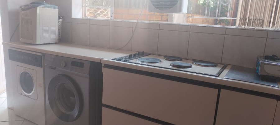 4 Bedroom Property for Sale in Highlands North Gauteng