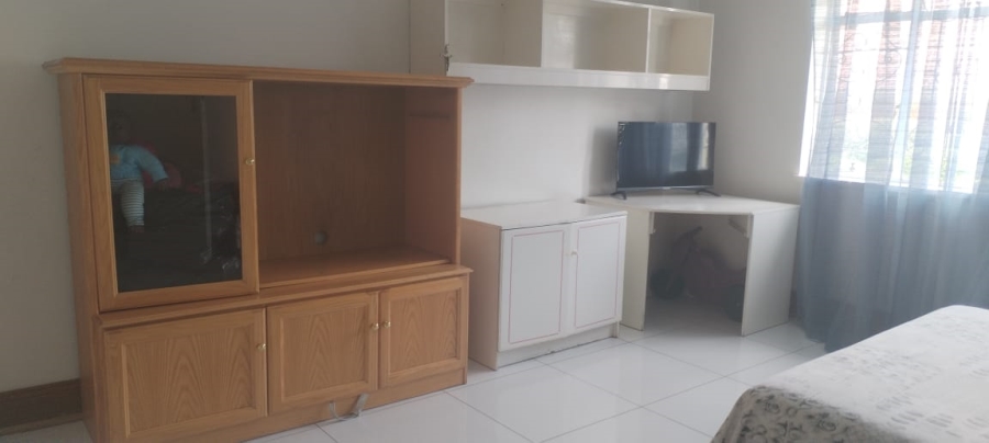 4 Bedroom Property for Sale in Highlands North Gauteng