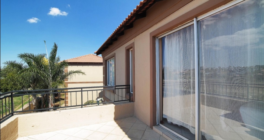 3 Bedroom Property for Sale in Noordwyk Gauteng