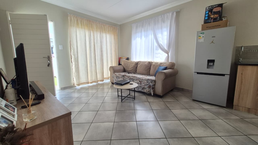 2 Bedroom Property for Sale in Alliance Gauteng
