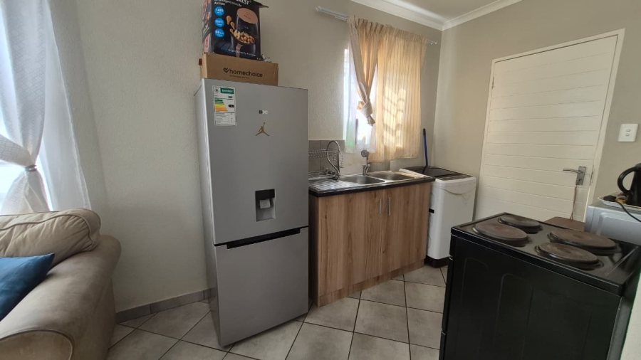 2 Bedroom Property for Sale in Alliance Gauteng