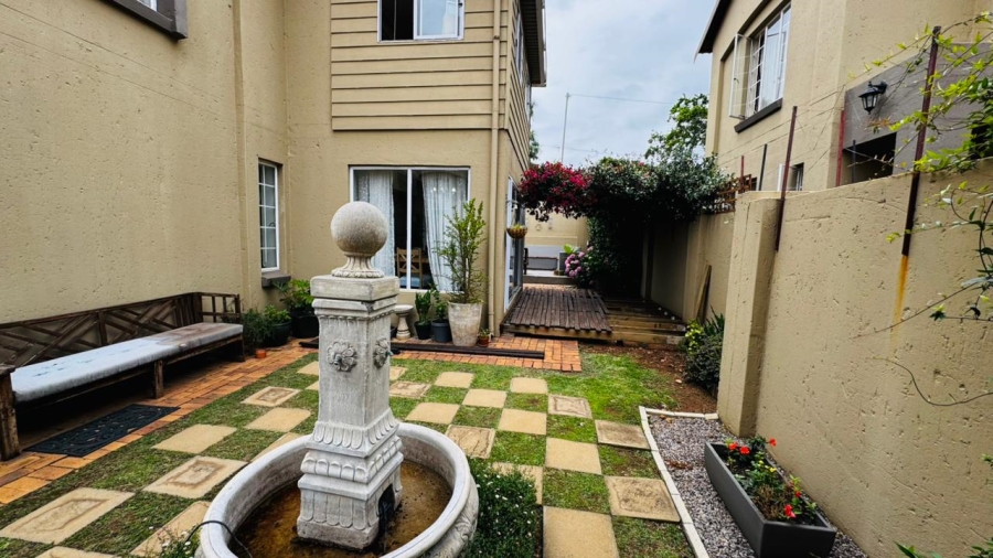 3 Bedroom Property for Sale in Willowbrook Gauteng