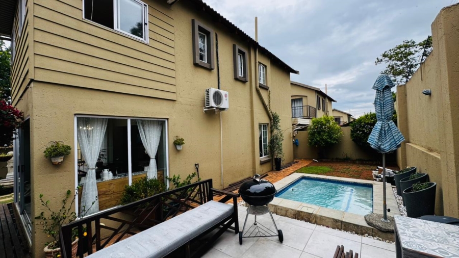 3 Bedroom Property for Sale in Willowbrook Gauteng