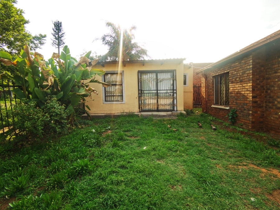 3 Bedroom Property for Sale in Jan Niemand Park Gauteng