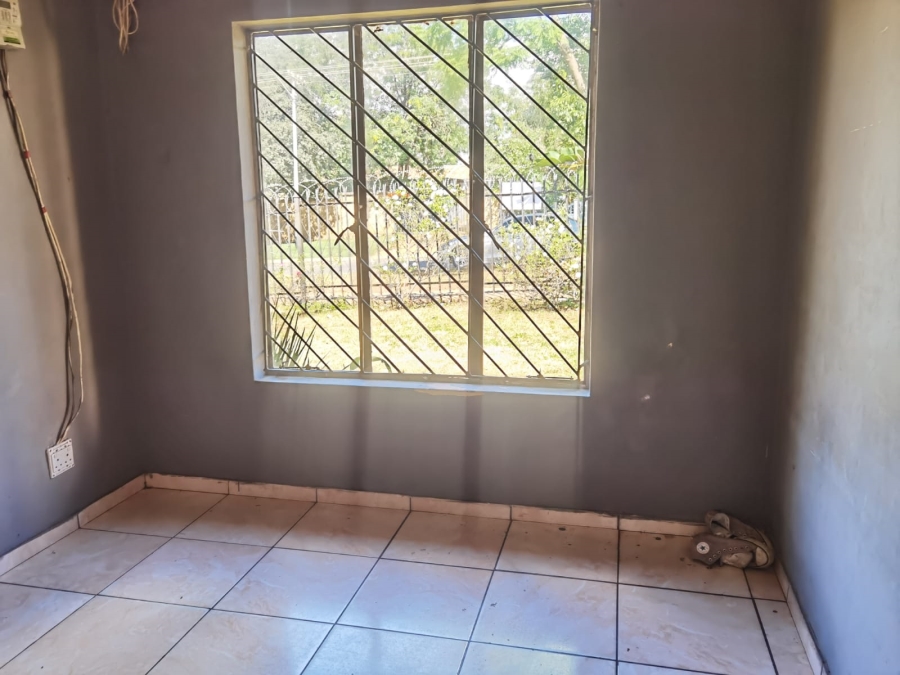 3 Bedroom Property for Sale in Jan Niemand Park Gauteng