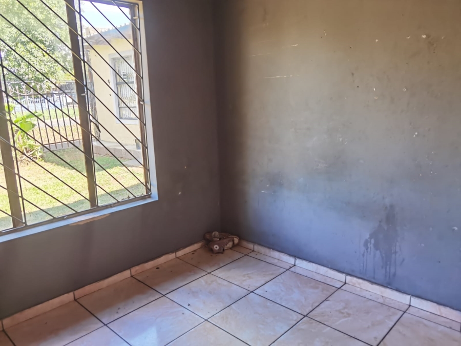 3 Bedroom Property for Sale in Jan Niemand Park Gauteng