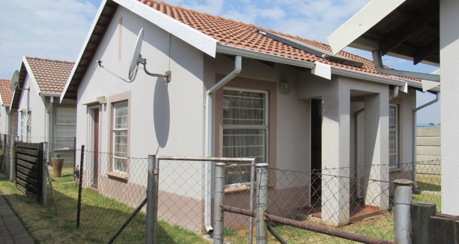 2 Bedroom Property for Sale in Randfontein Central Gauteng