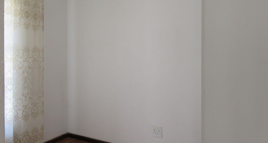 2 Bedroom Property for Sale in Randfontein Central Gauteng