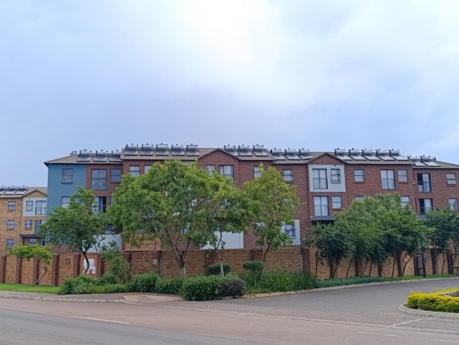 2 Bedroom Property for Sale in Montana Tuine Gauteng