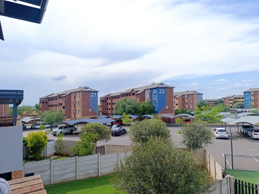 2 Bedroom Property for Sale in Montana Tuine Gauteng