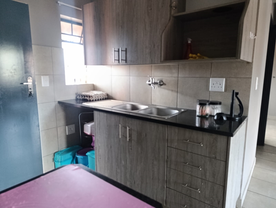 2 Bedroom Property for Sale in Montana Tuine Gauteng