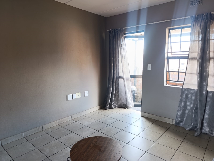 2 Bedroom Property for Sale in Montana Tuine Gauteng