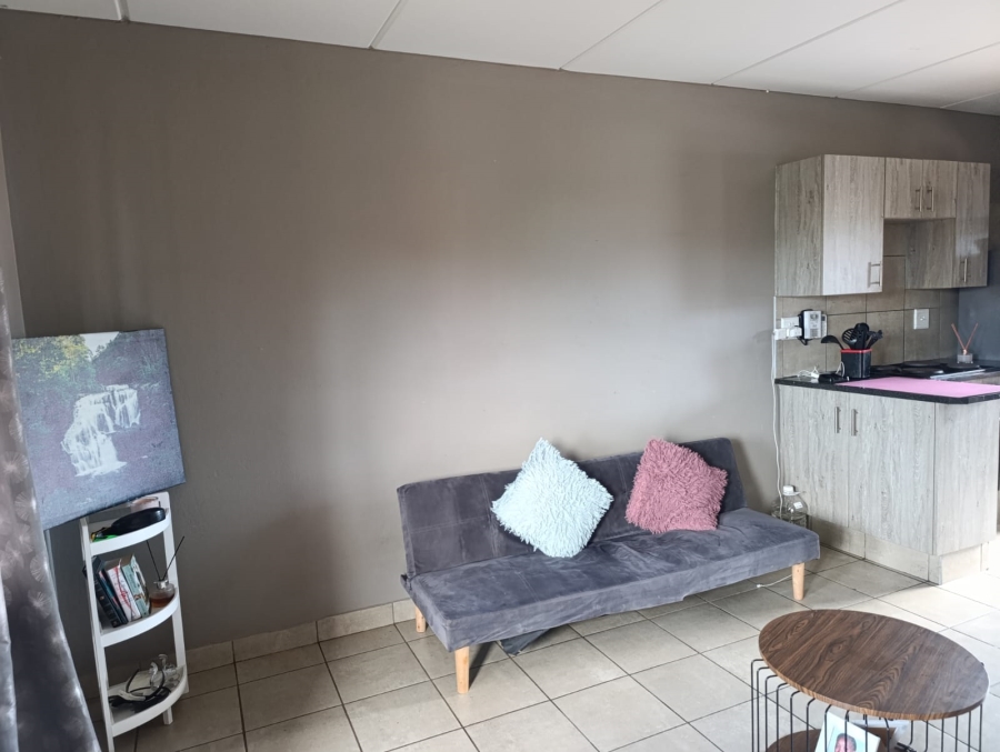 2 Bedroom Property for Sale in Montana Tuine Gauteng