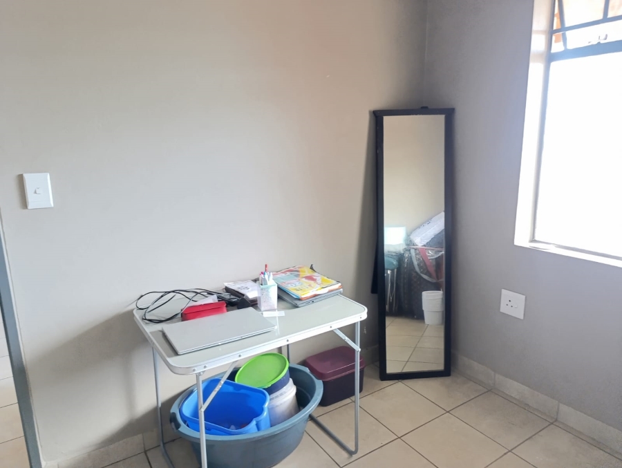 2 Bedroom Property for Sale in Montana Tuine Gauteng
