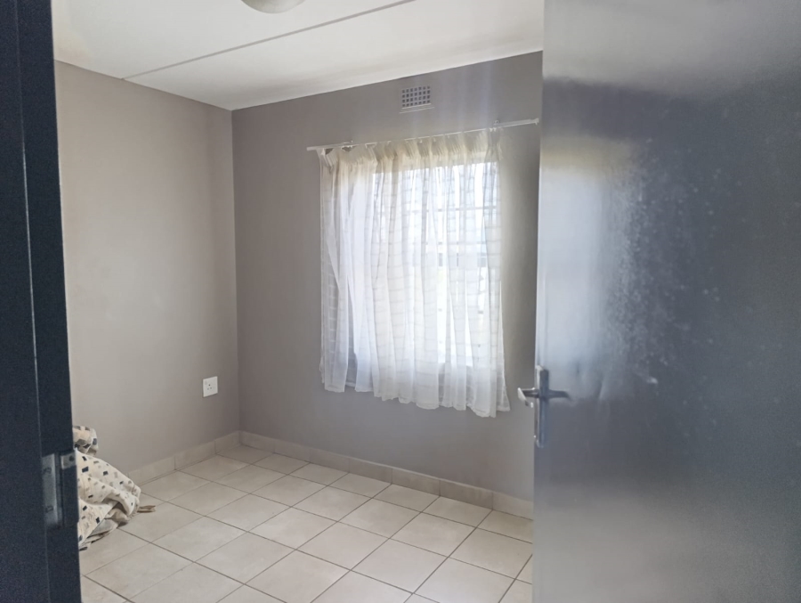 2 Bedroom Property for Sale in Montana Tuine Gauteng