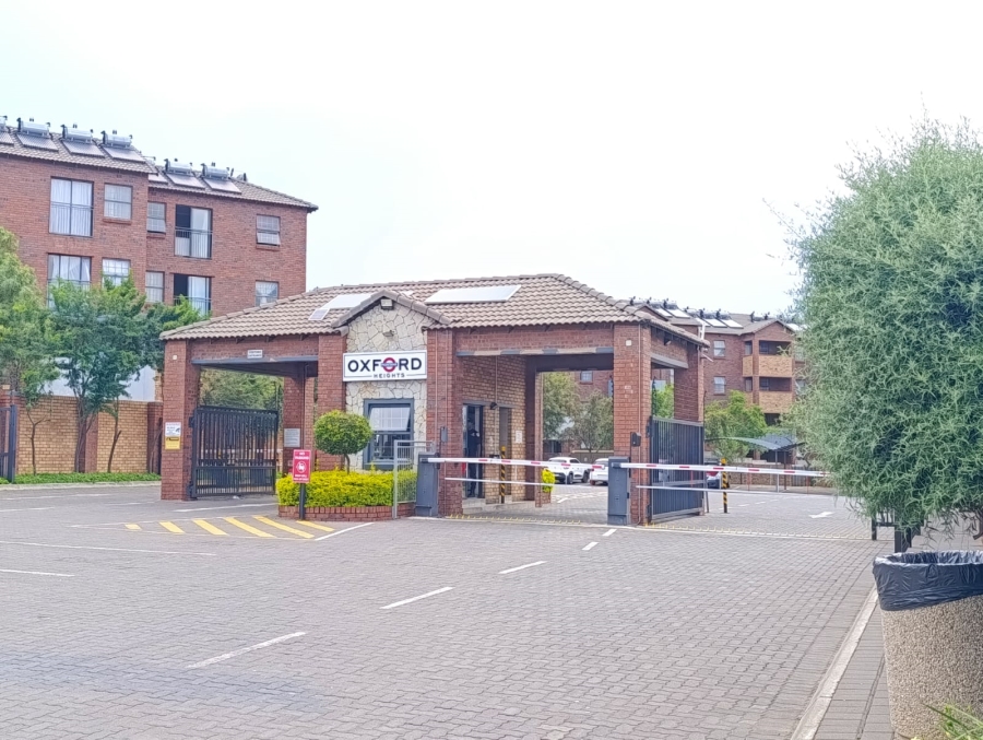 2 Bedroom Property for Sale in Montana Tuine Gauteng