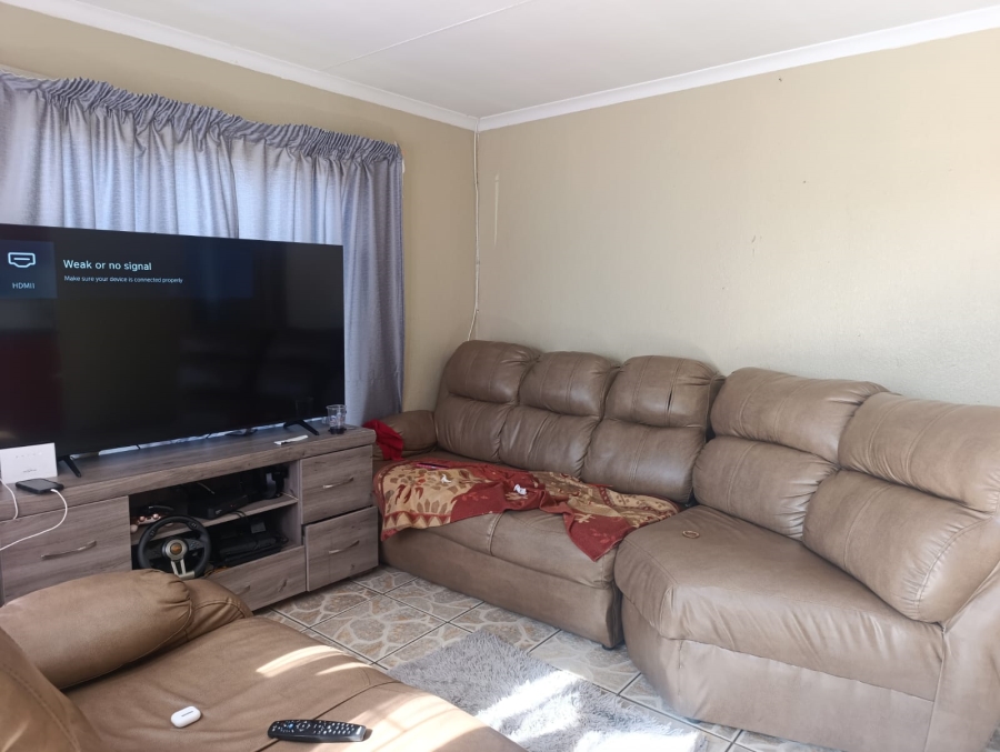 2 Bedroom Property for Sale in Elandspoort Gauteng