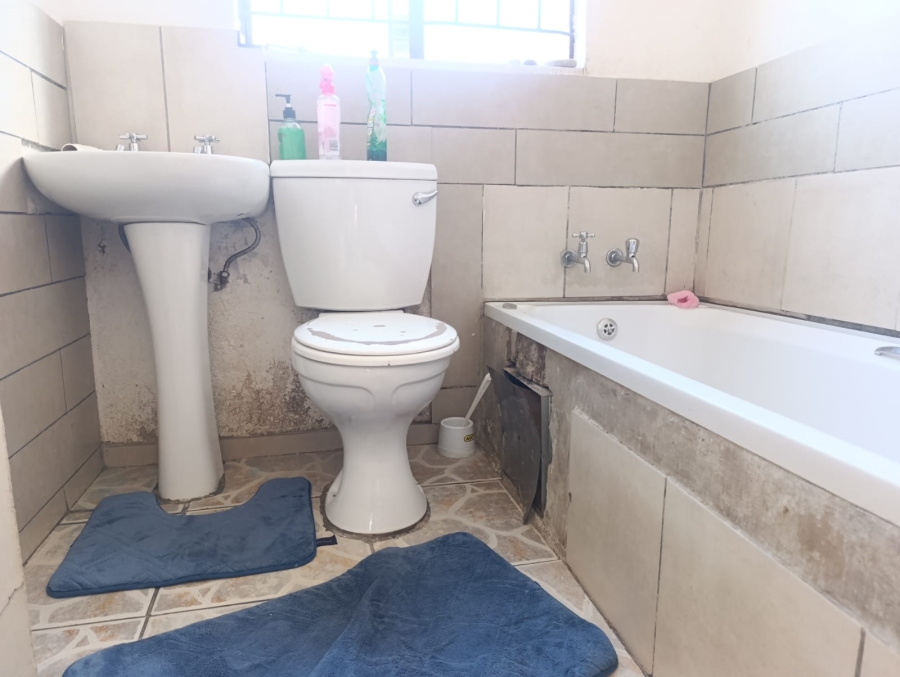 2 Bedroom Property for Sale in Elandspoort Gauteng