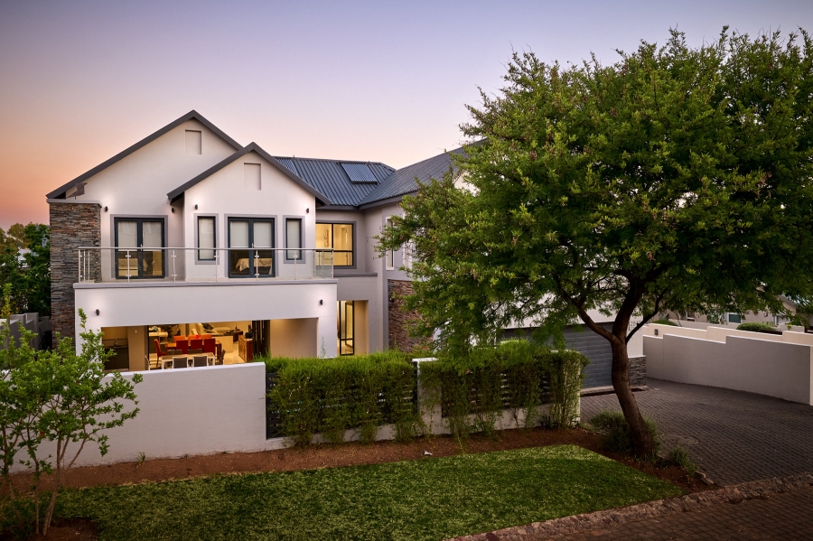 4 Bedroom Property for Sale in Waterfall Country Village Gauteng