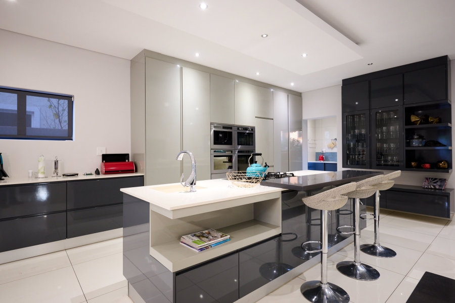 4 Bedroom Property for Sale in Waterfall Country Village Gauteng