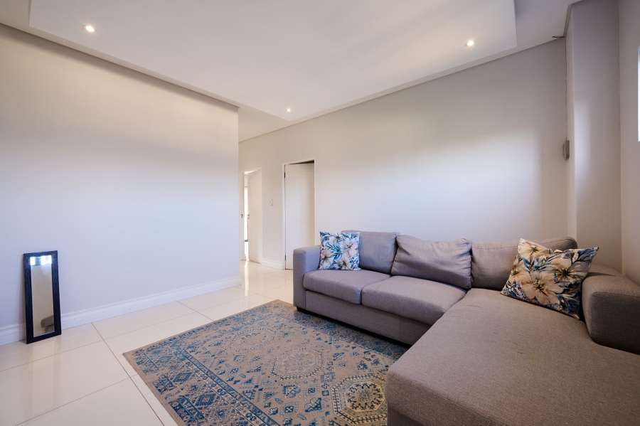 4 Bedroom Property for Sale in Waterfall Country Village Gauteng